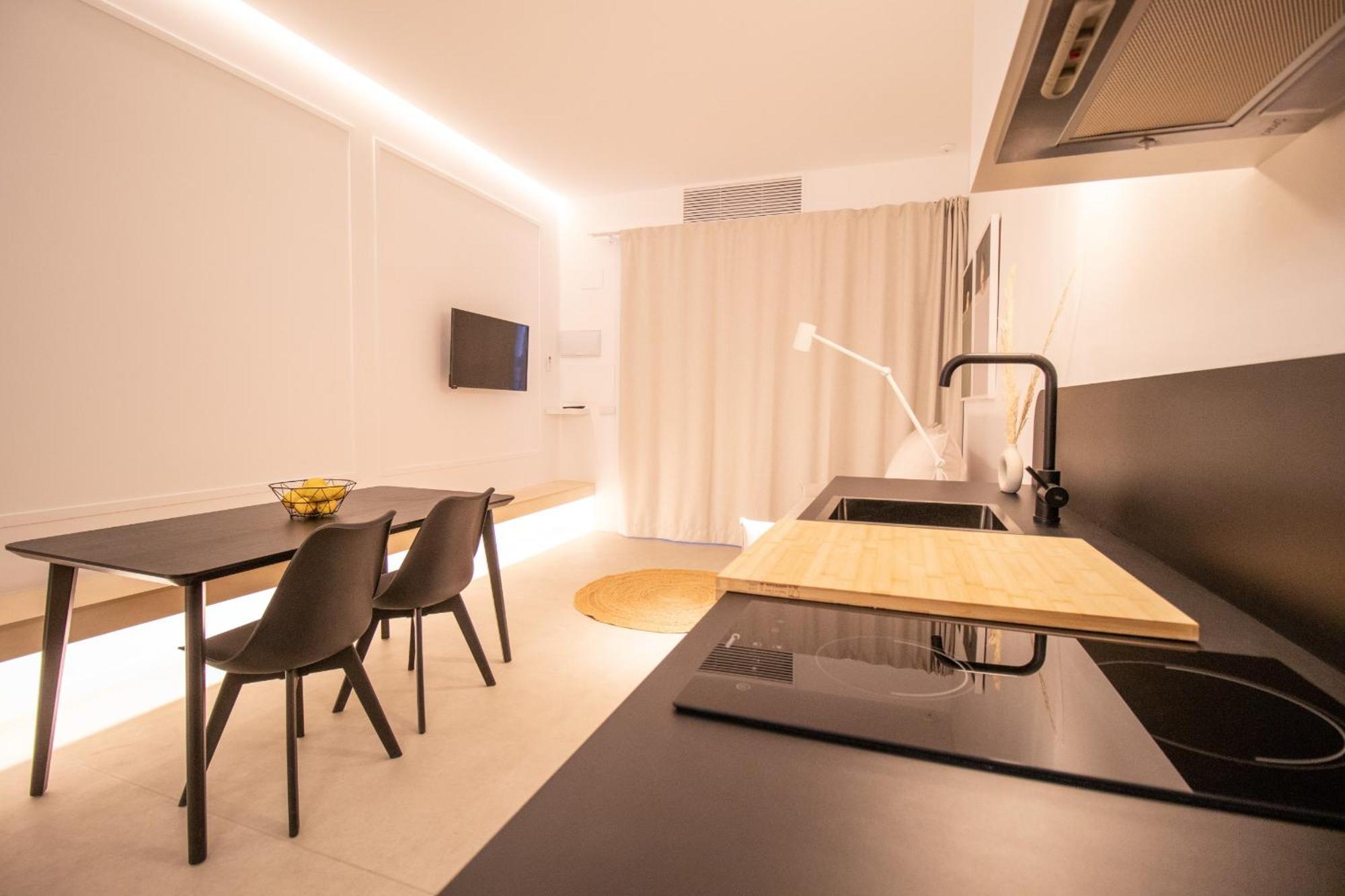 Breathe Apartments By Concept Flats Валенсия Экстерьер фото