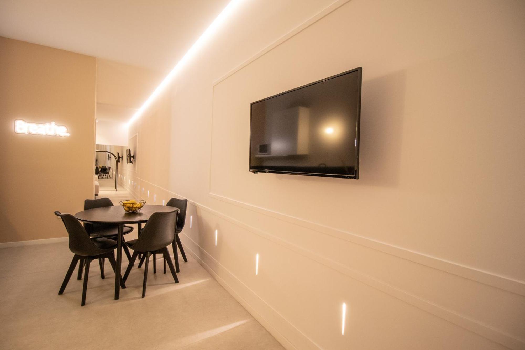 Breathe Apartments By Concept Flats Валенсия Экстерьер фото