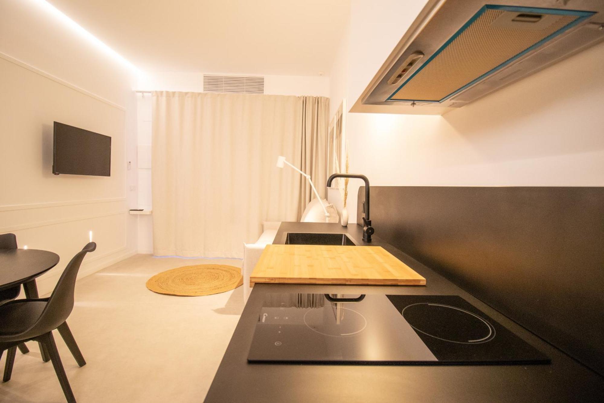Breathe Apartments By Concept Flats Валенсия Экстерьер фото